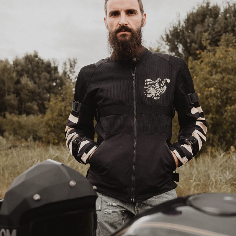 2760 SUPERLIGHT  JACKET _004.jpg