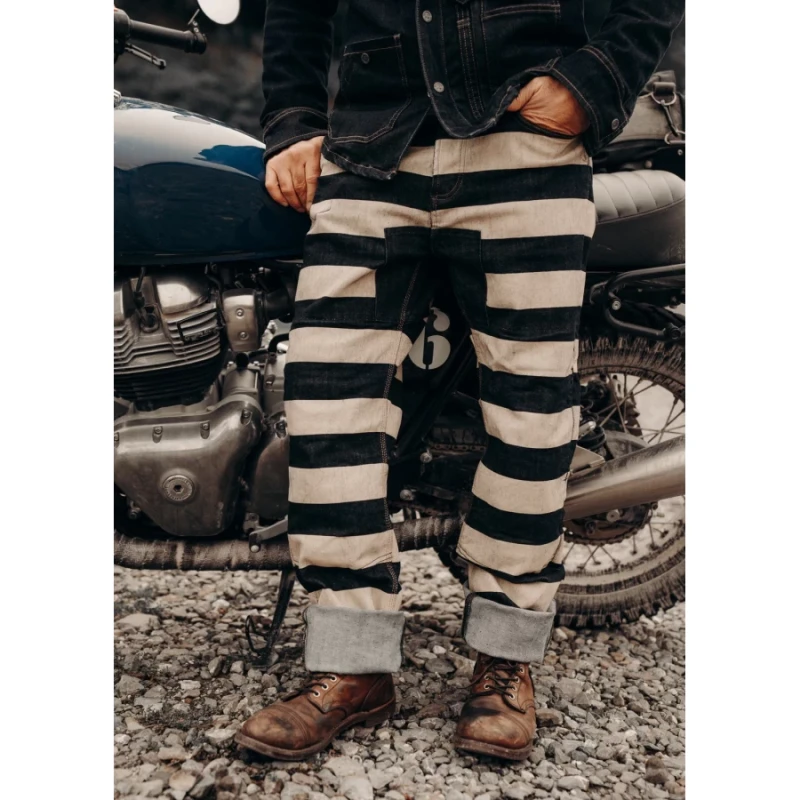 reno-rinsed-jeans (2).jpg